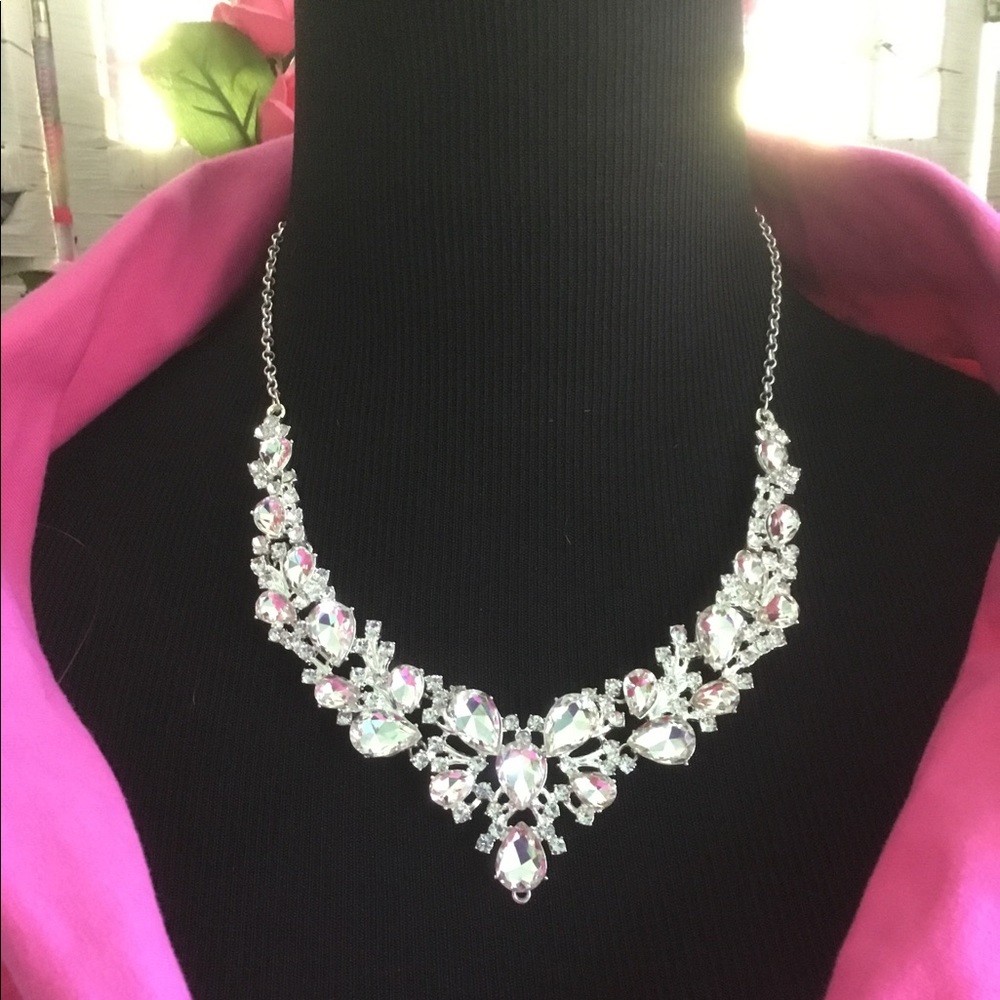 💖💎 Rhinestone Statement Bib Necklace GUC 💎💖 - Picture 4 of 10